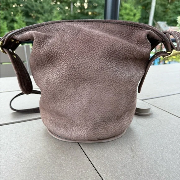 Vintage Coach Nubuc Helen’s Legacy Duffle 4952 in Chocolate 🐻🍫 - Picture 6 of 12